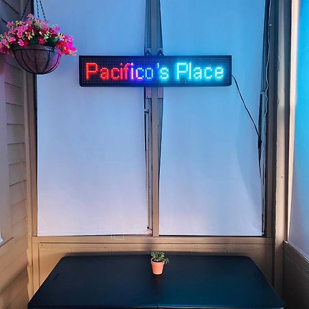 Pacifico'S Place “2C” Hotell Hartford Exteriör bild