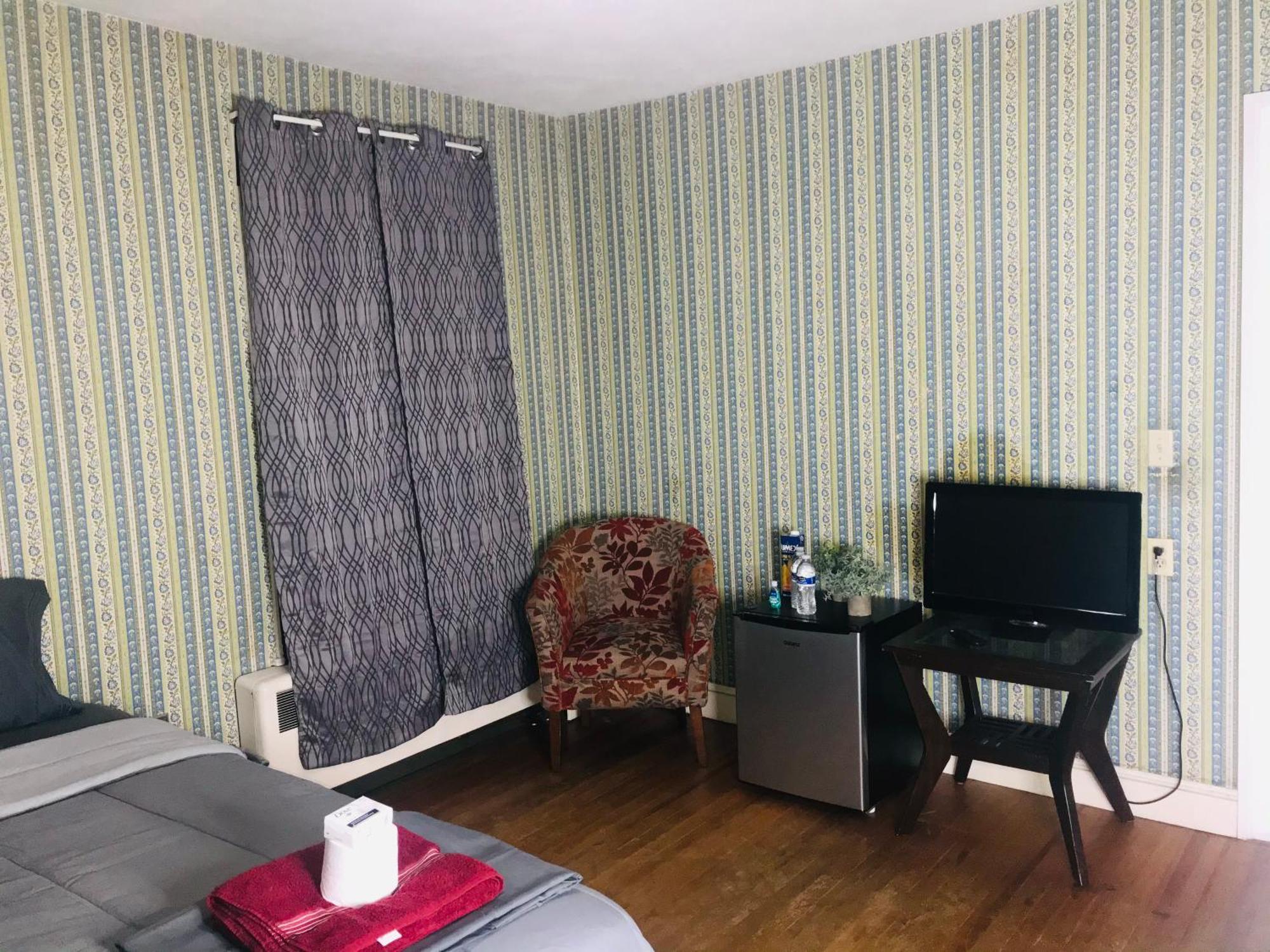 Pacifico'S Place “2C” Hotell Hartford Exteriör bild
